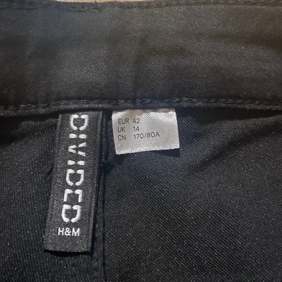 H&M Women Skinny Black Denim Jeans Size EU42 - Picture 3 of 3